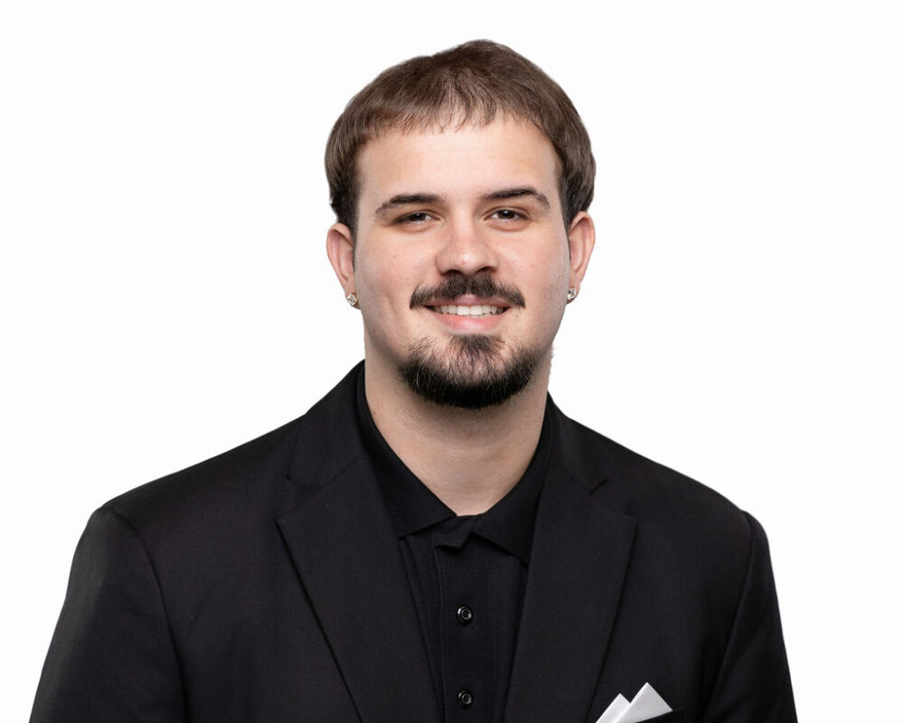 Roanni Santana- Warehouse Team
